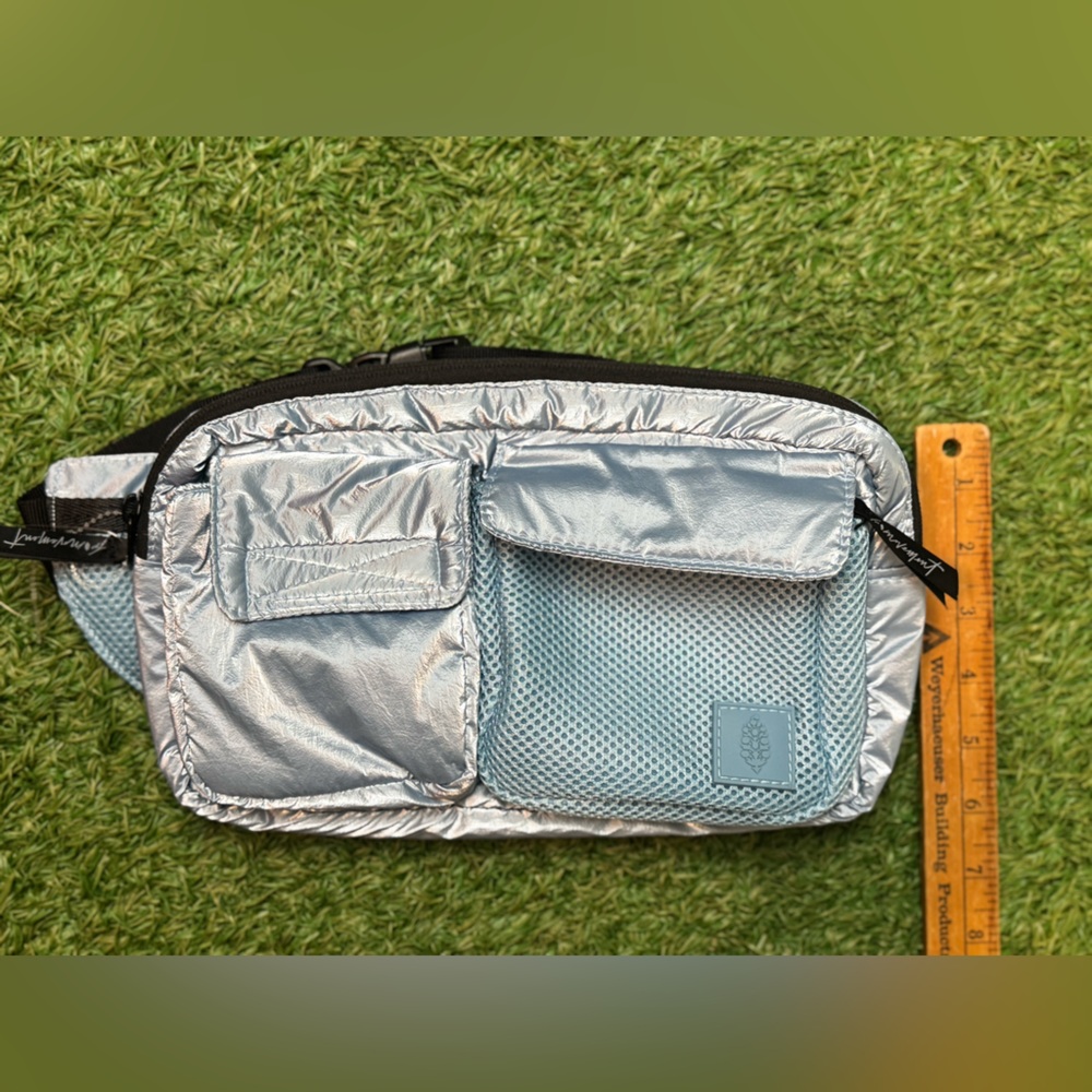FREE PEOPLE MOVEMENT Courtside Cargo Sling Belt Bag Ice Blue Metallic ~ NWOT - Picture 8 of 9